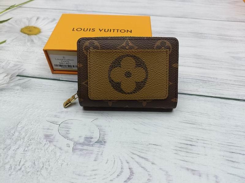 LV Wallets 242